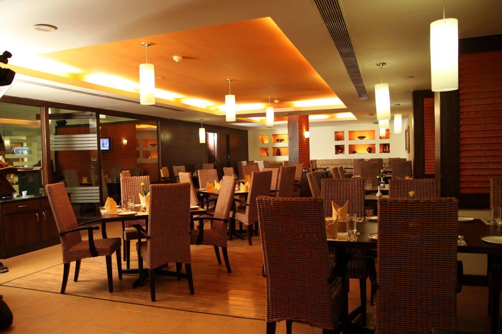 Hotel The Residency Karur Exterior foto